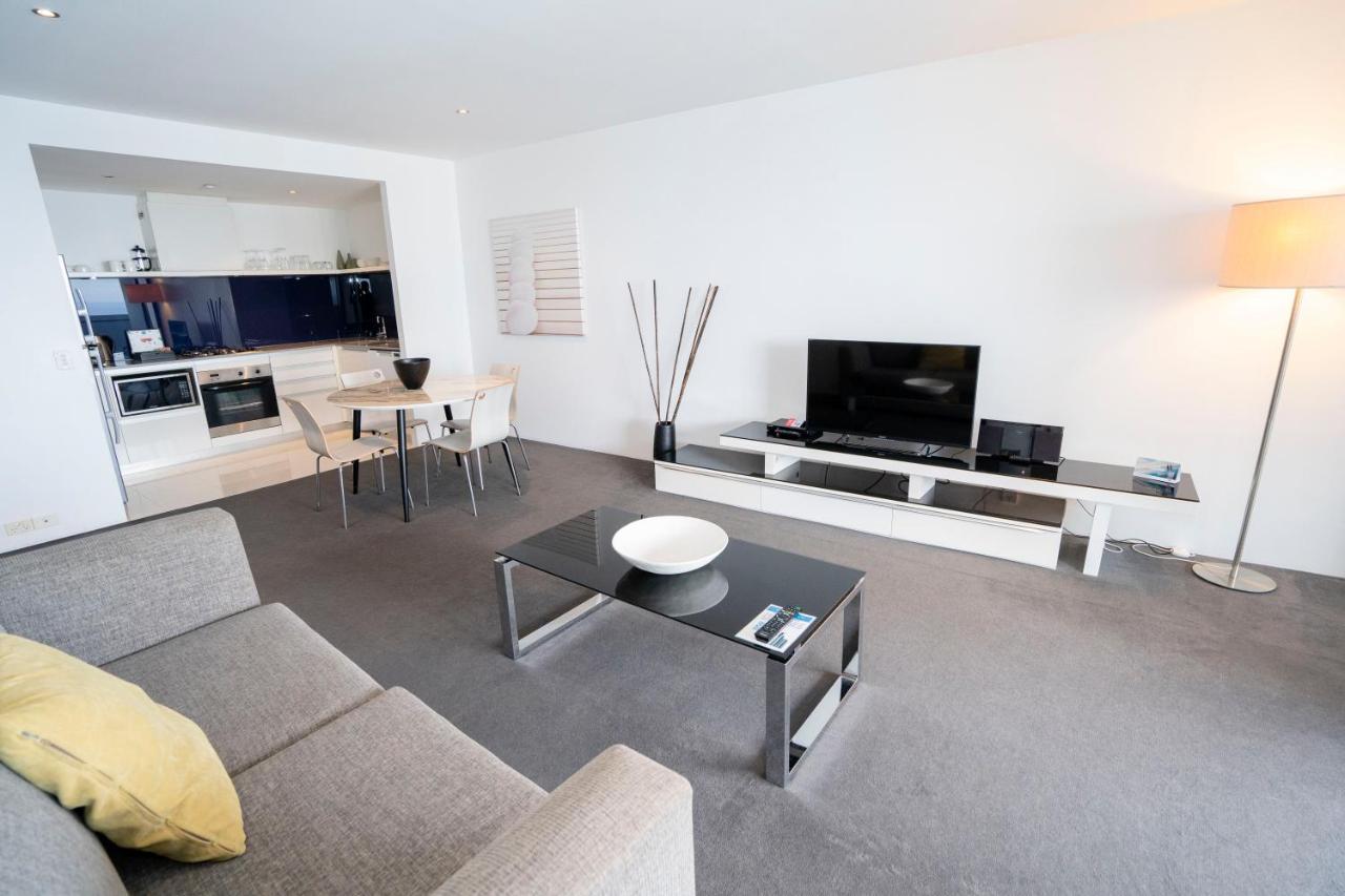 Circle On Cavill Apartment Gold Coast Exterior photo